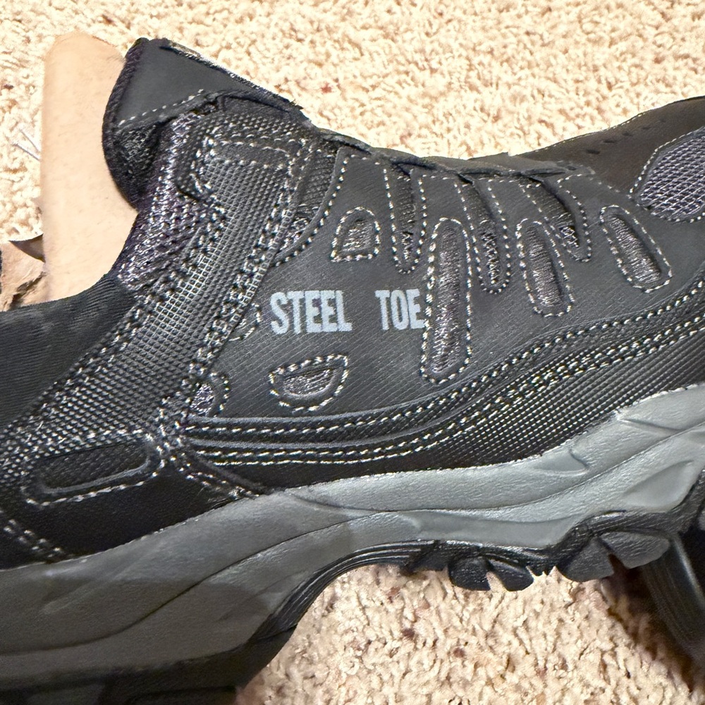 Skechers STEEL TOE Men’s Size 7 Black Slip-On Loafers - Picture 13 of 16